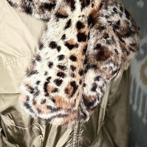 Adrienne Landau Leopard Print Rabbit Fur Pull Thru Scarf - Picture 2 of 14